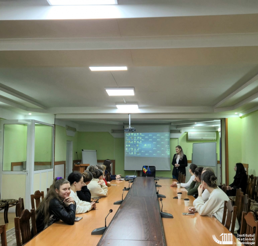 Vizita elevilor de la IP Centrul de Excelență în Industria Ușoară din Chișinău la INM