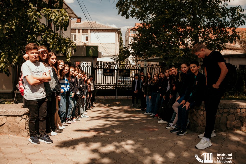 Vizita elevilor de la Liceul de Creativitate și Inventică ,,Prometeu - Prim” la INM - CMAC